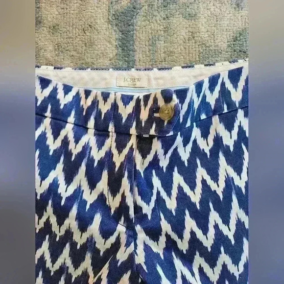 J. Crew Stretch Chino Geometric Printed Multicolored Shorts Sz 0 - Picture 2 of 5